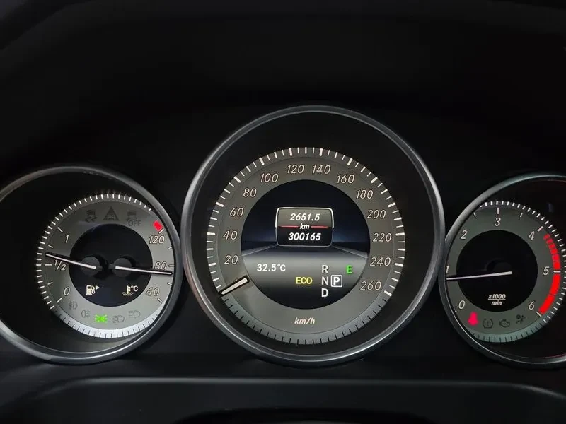 Mercedes-Benz E 220 | Mobile.bg � ����������� 8