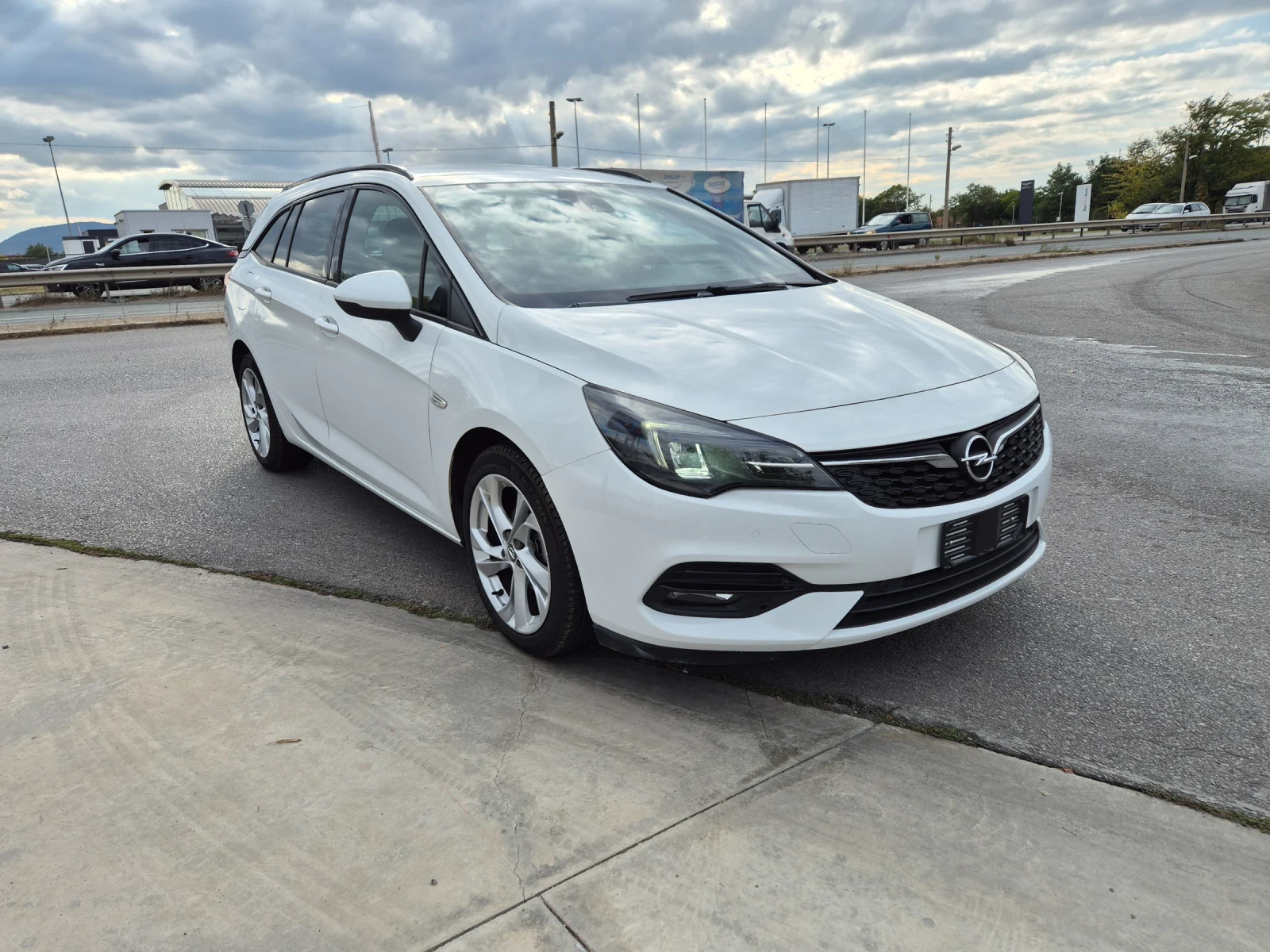 Opel Astra 1.5CDTI-105к.с. НАМАЛЕНА ЦЕНА 15%, снимка 1