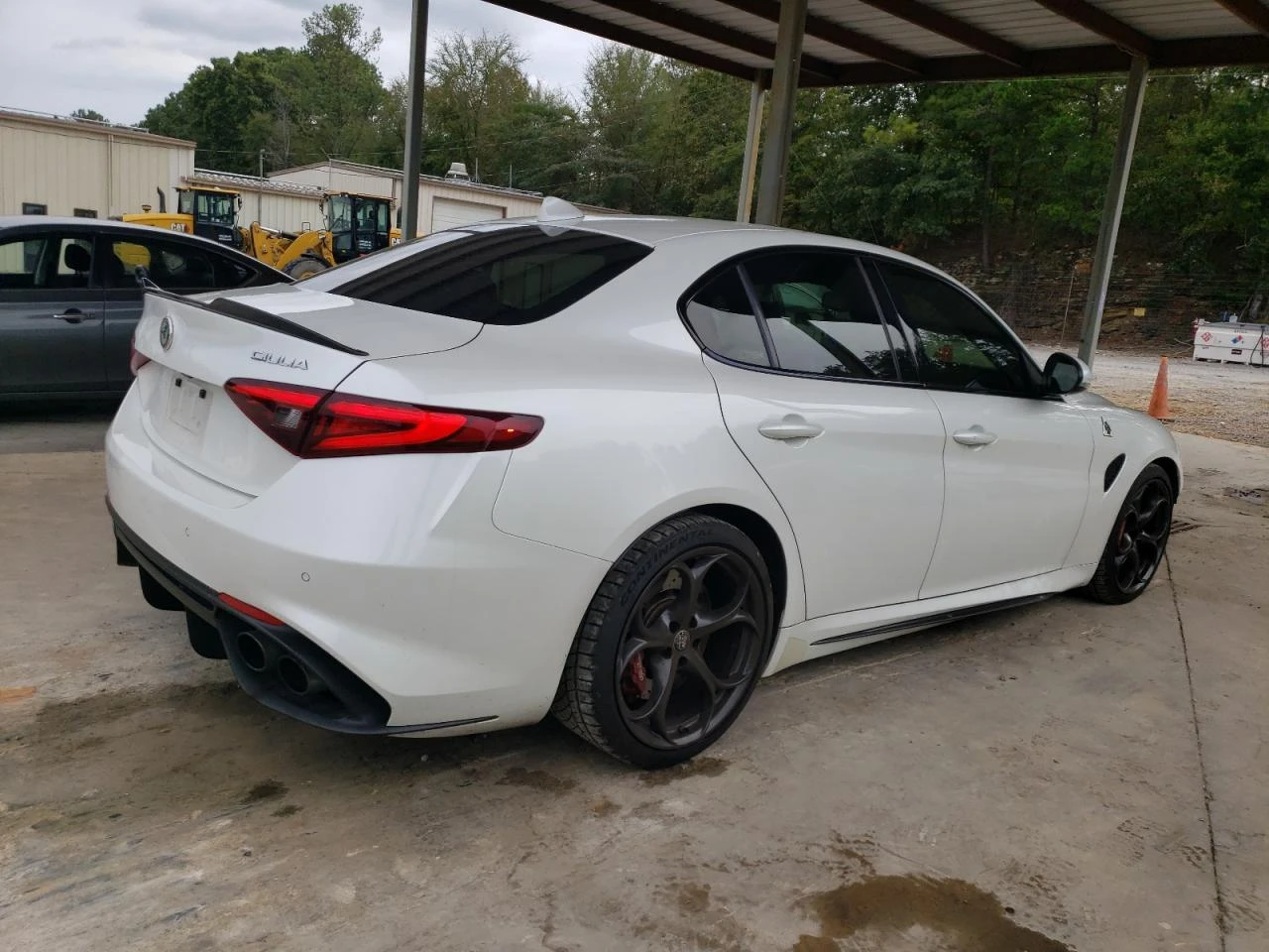 Alfa Romeo Giulia QUADRIFOGLIO - изображение 6