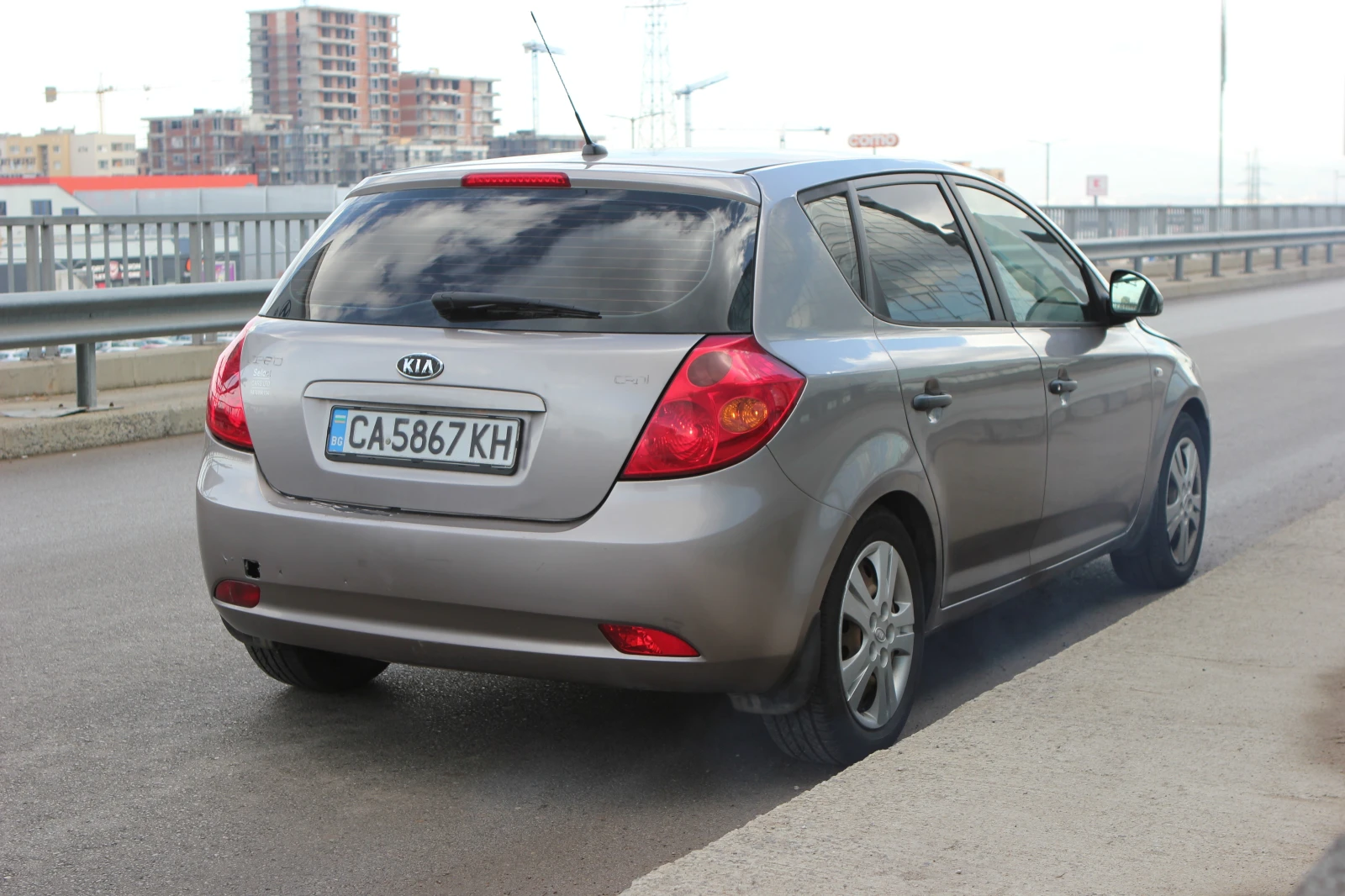 Kia Ceed 1.6CRDi 115 - изображение 3