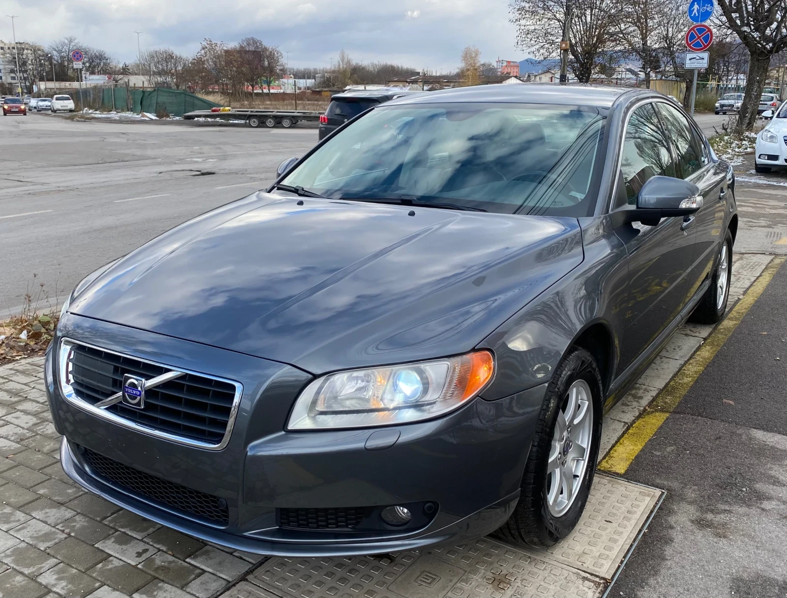 Volvo S80 3.2i-238 к.с. Всички екстри!4х4 Като нова! - изображение 2