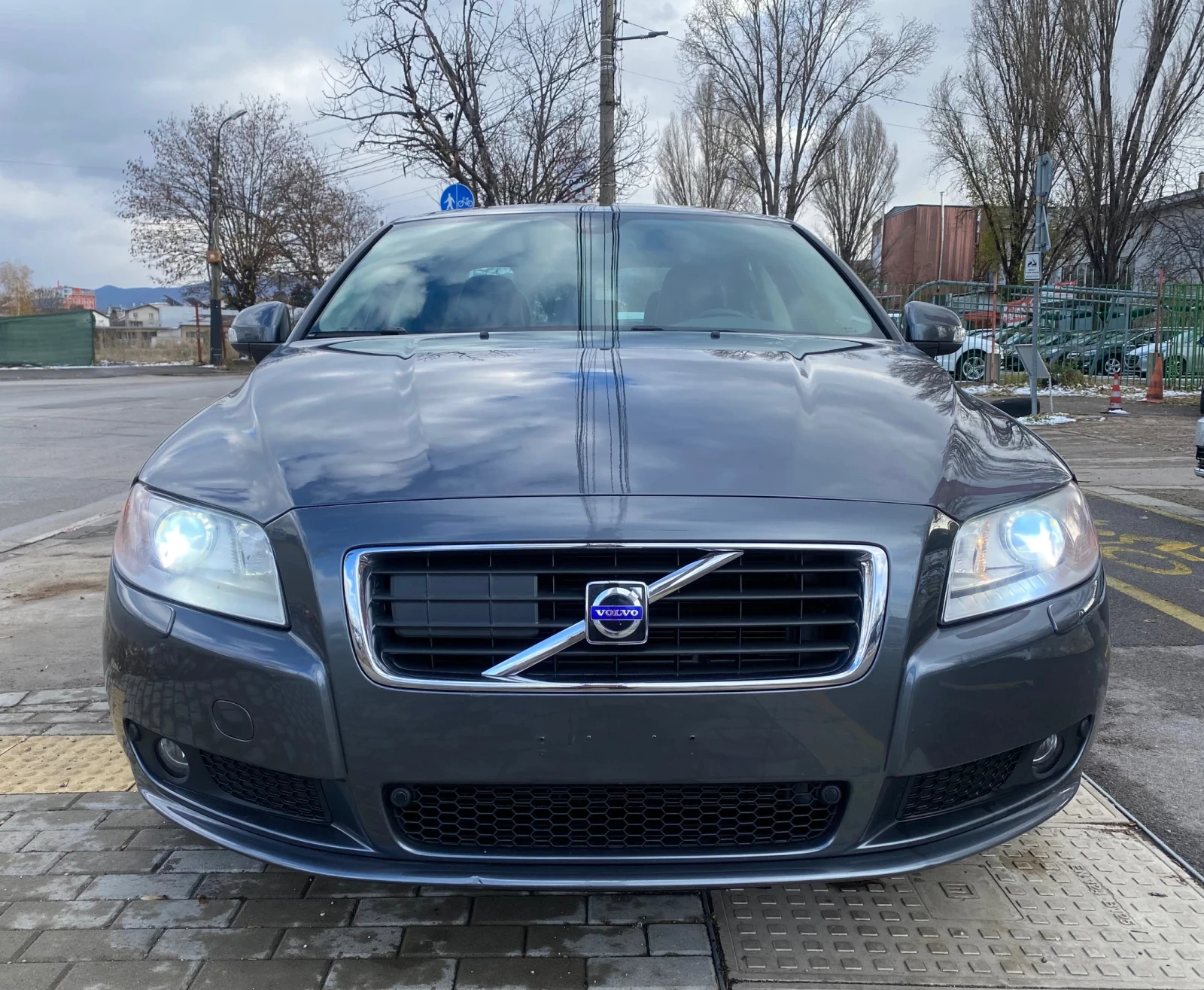 Volvo S80 3.2i-238 к.с. Всички екстри!4х4 Като нова! - [1] 