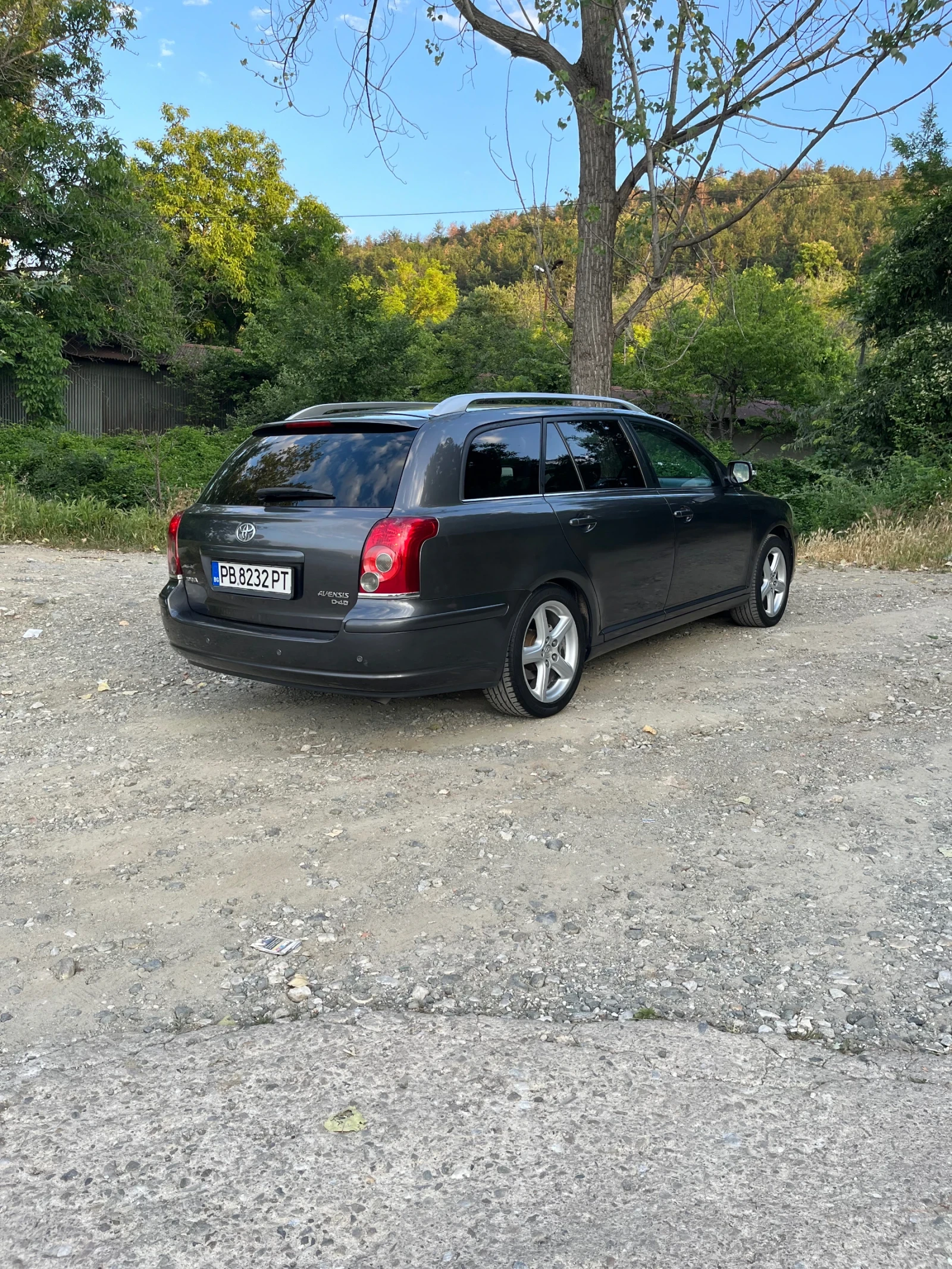 Toyota Avensis  - изображение 4