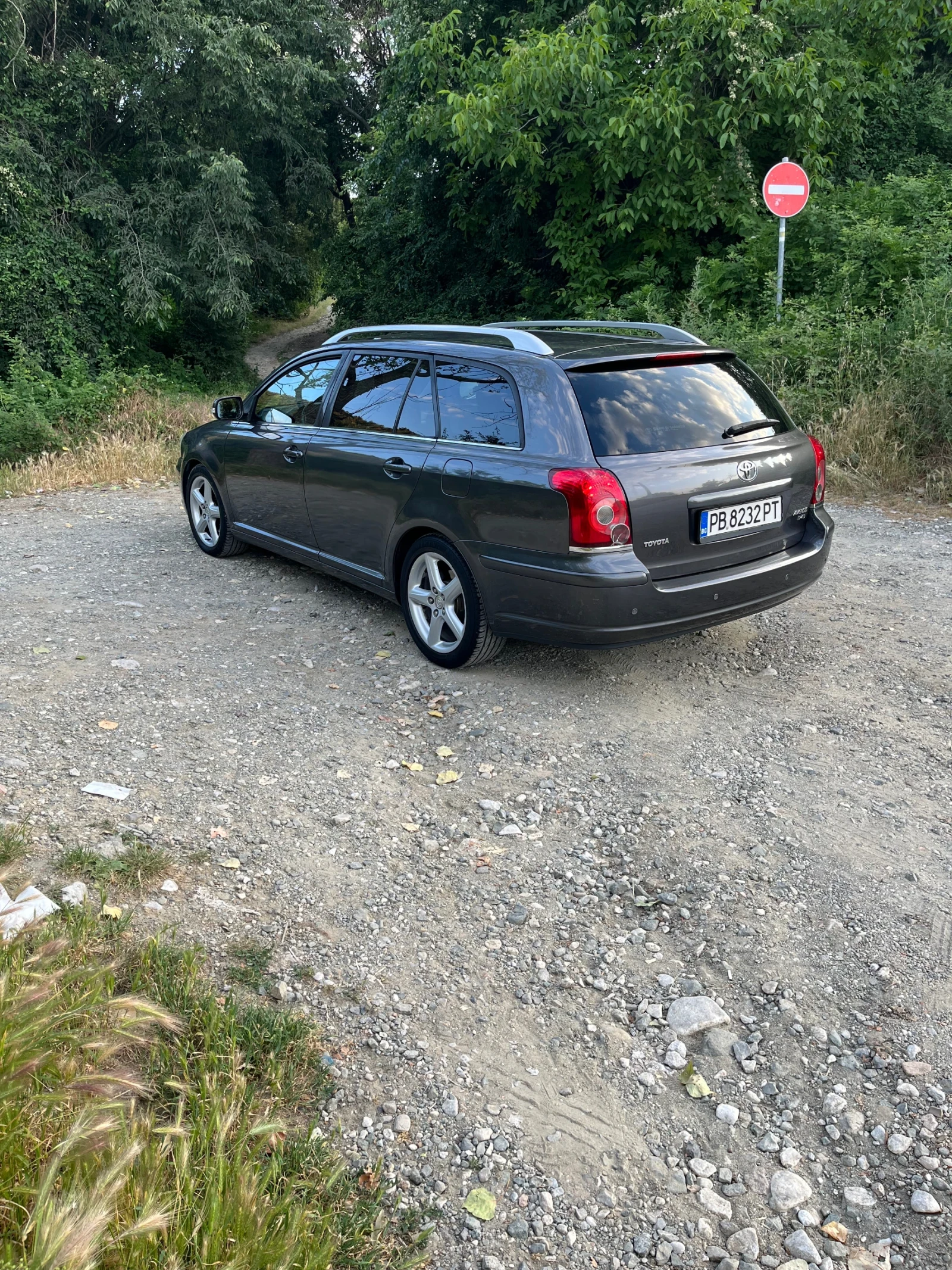Toyota Avensis  - изображение 6