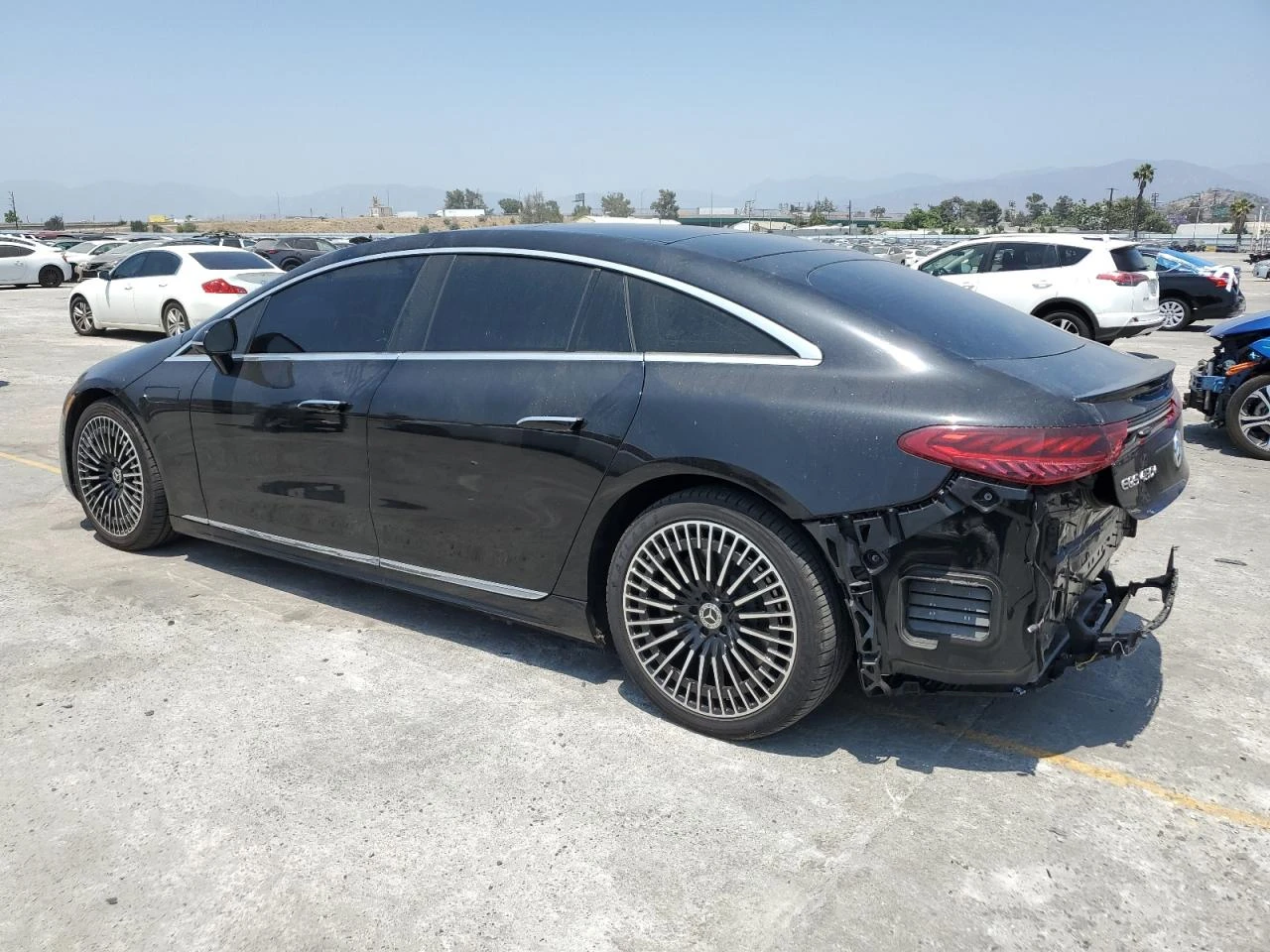 Mercedes-Benz EQS 450+ * AMG* HuD* Burmester* Ambient* RWD - изображение 4
