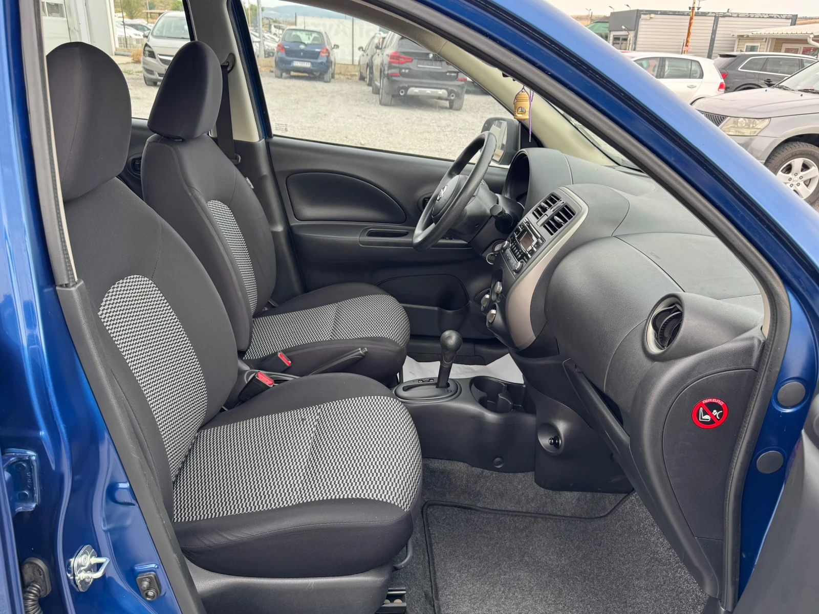 Nissan Micra 90.000км/ АВТОМАТ/ - изображение 9