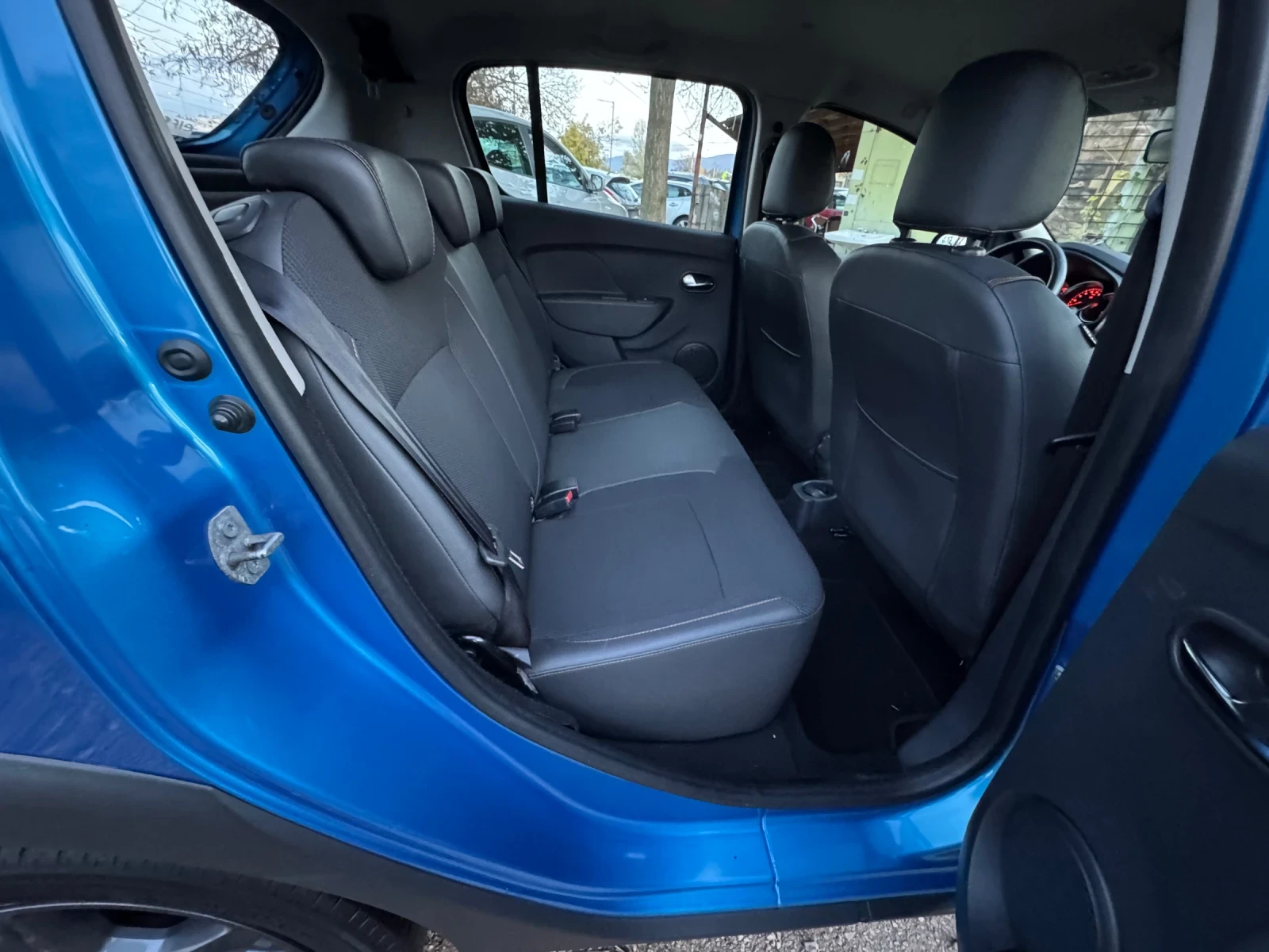 Dacia Sandero Уникално Запазен Автомобл! | Mobile.bg — изображение 13