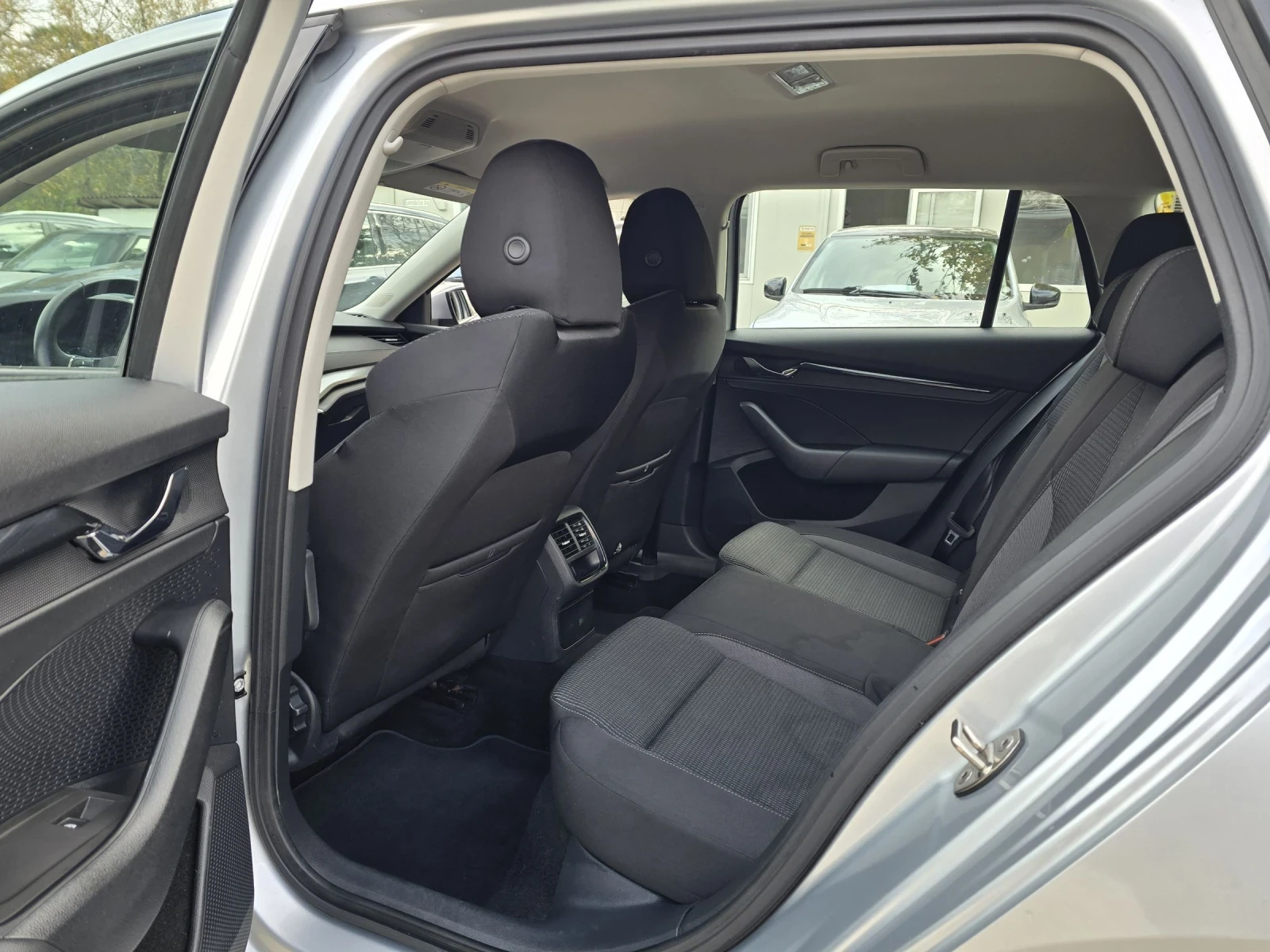 Skoda Octavia 2.0TDI SCR AMBITION DSG 150. | Mobile.bg   11