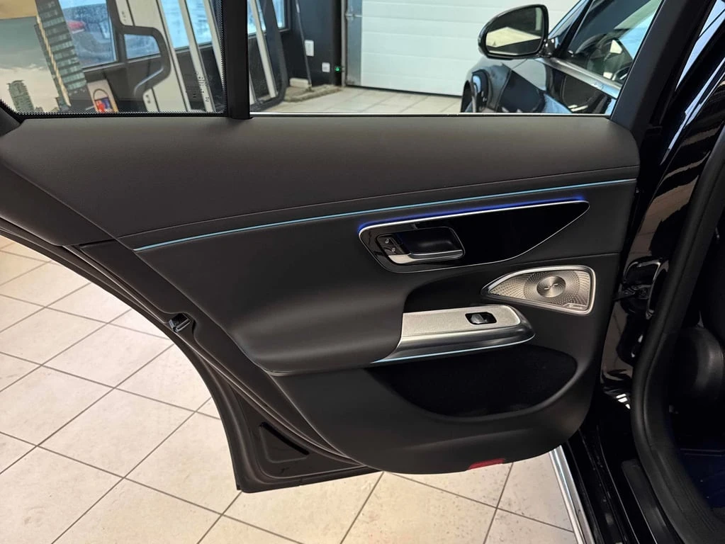 Mercedes-Benz E 350 * CARFAX * ���� �� �� | Mobile.bg � ����������� 11