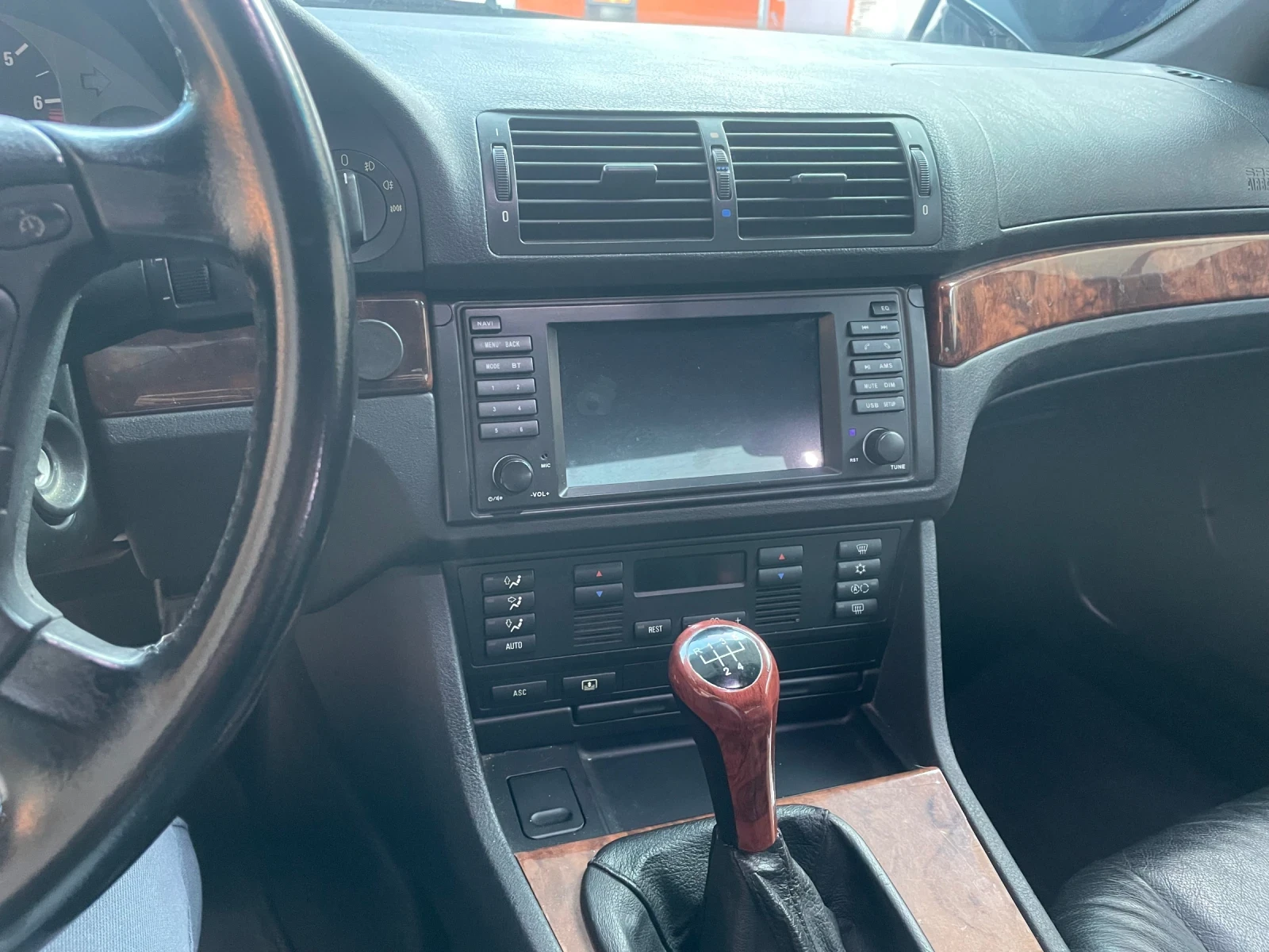 BMW 520 2.0, снимка 4 - Автомобили и джипове - 53863918