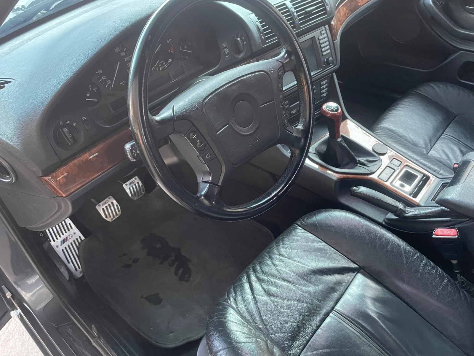 BMW 520 2.0, снимка 7 - Автомобили и джипове - 53863918