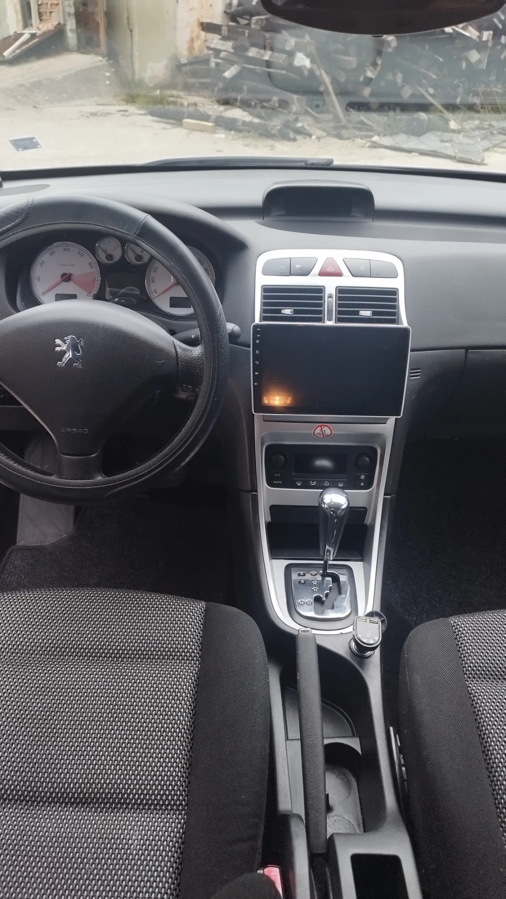 Peugeot 307, снимка 11 - Автомобили и джипове - 54169575