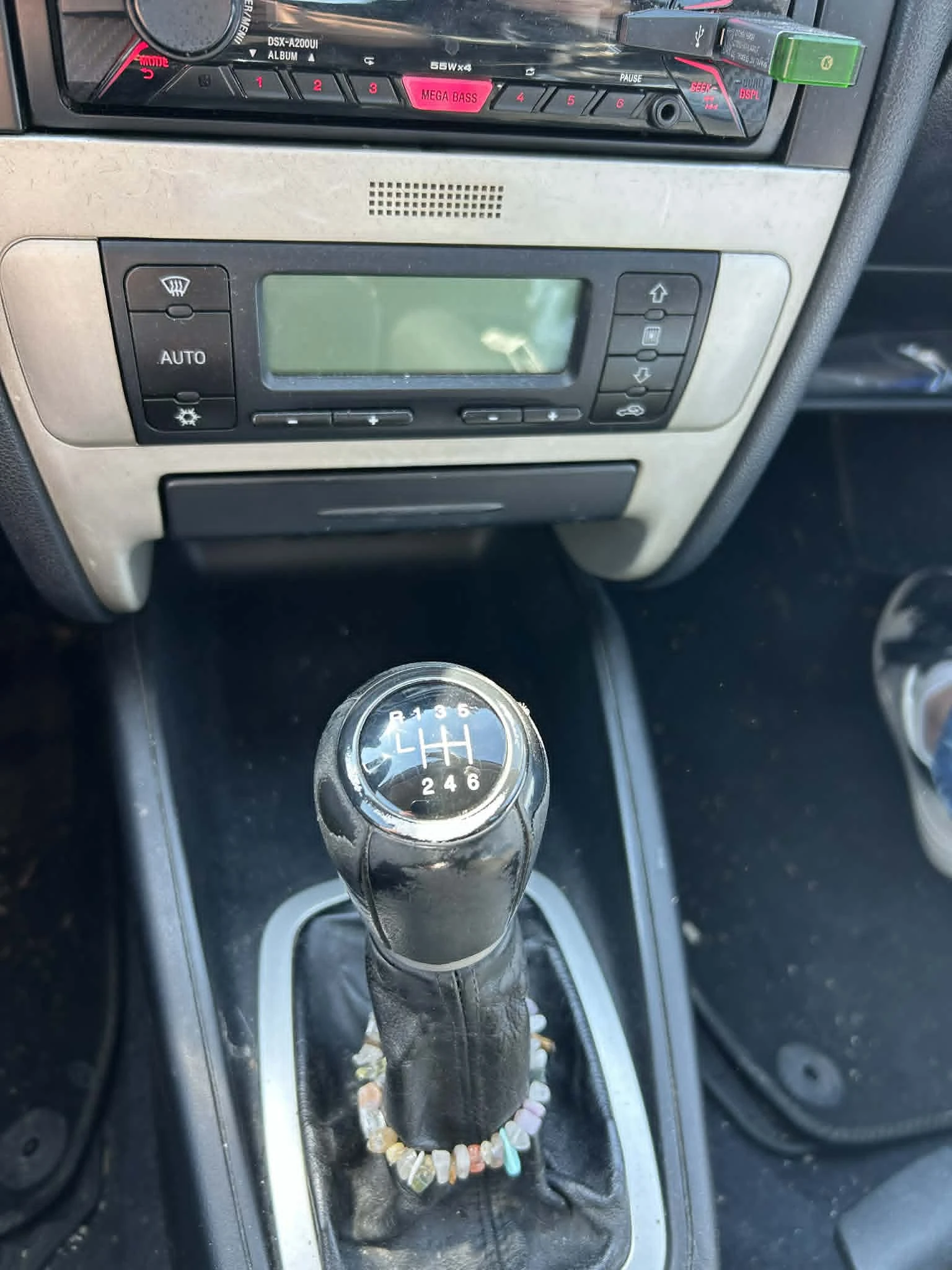 Seat Leon 1.9 TDI, снимка 7 - Автомобили и джипове - 54393243
