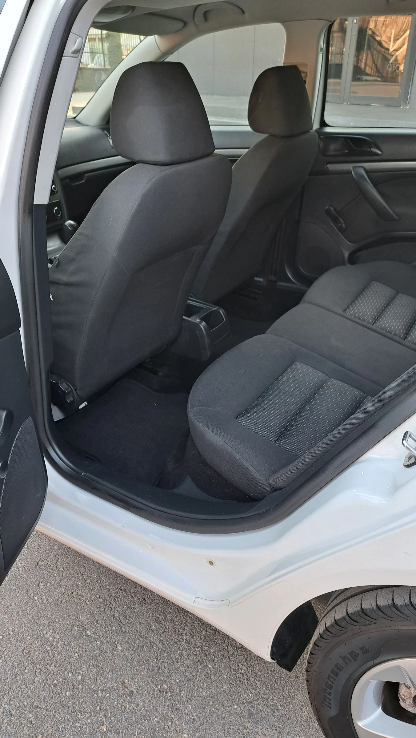 Skoda Octavia  1.6 TDI ЛИЗИНГ ТОП СЪСТОЯНИЕ , снимка 10 - Автомобили и джипове - 54578803
