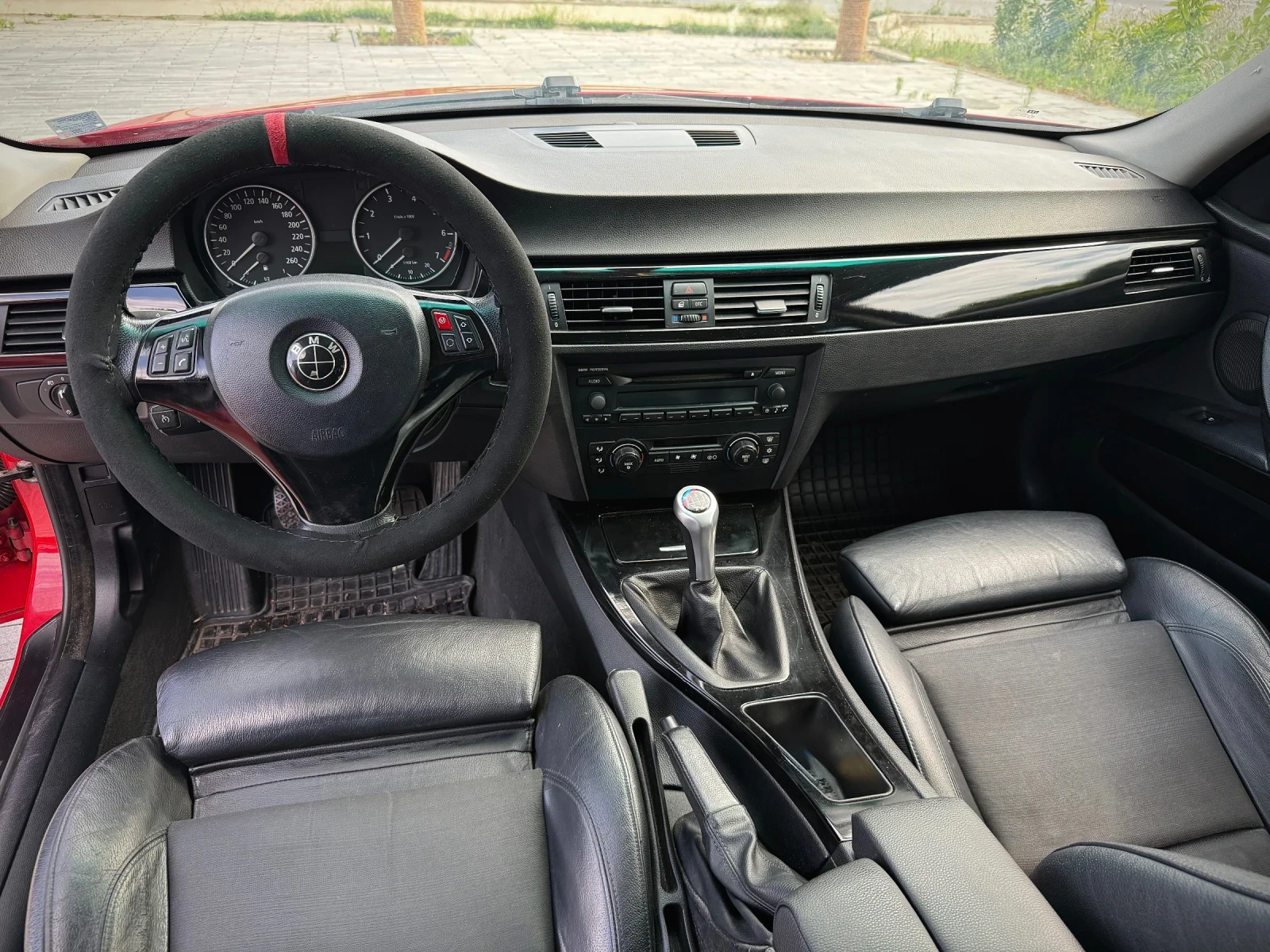 BMW 320 i /RWD /M3 OPTIC /TOP, снимка 11 - Автомобили и джипове - 55326632