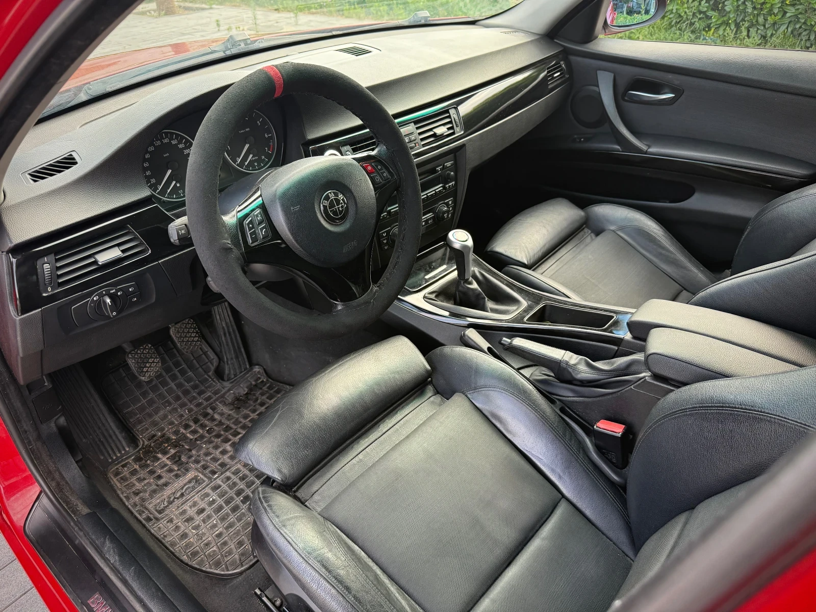 BMW 320 i /RWD /M3 OPTIC /TOP, снимка 10 - Автомобили и джипове - 55326632