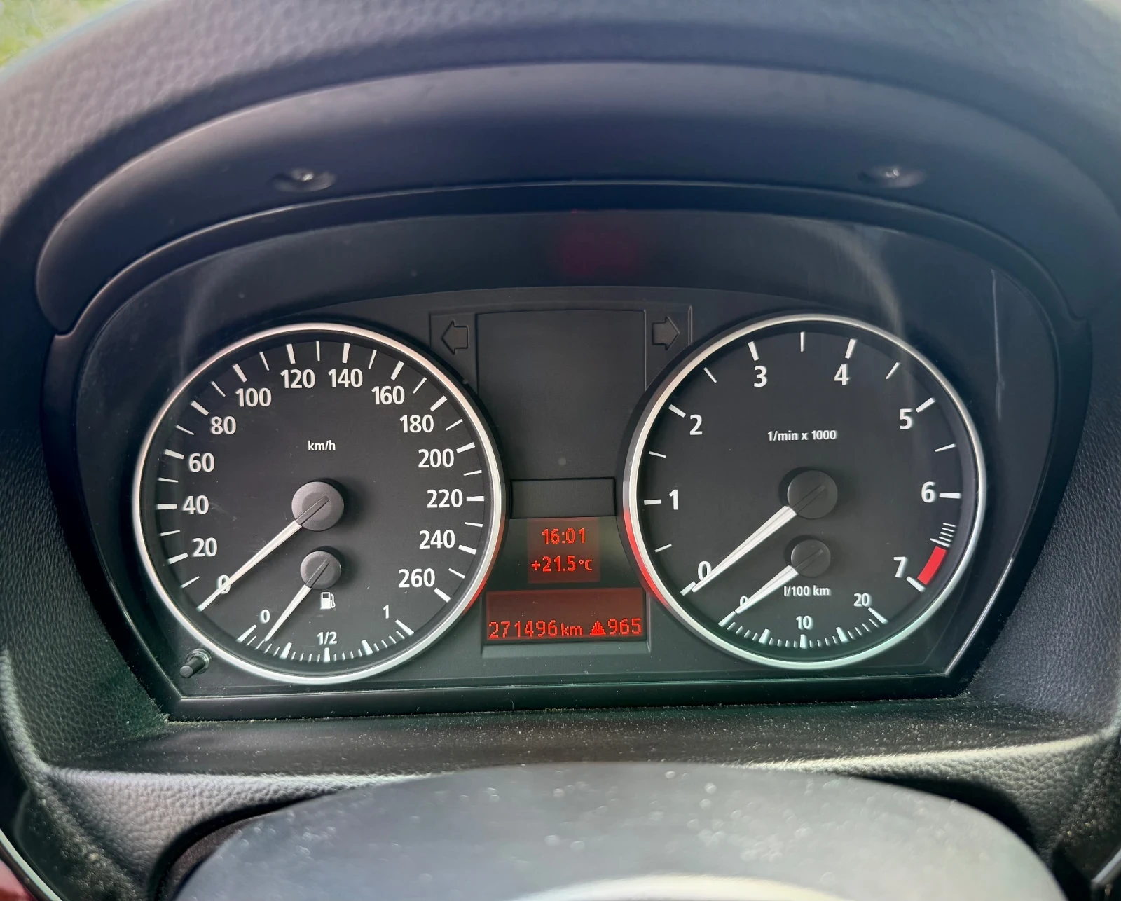 BMW 320 i /RWD /M3 OPTIC /TOP, снимка 12 - Автомобили и джипове - 55326632