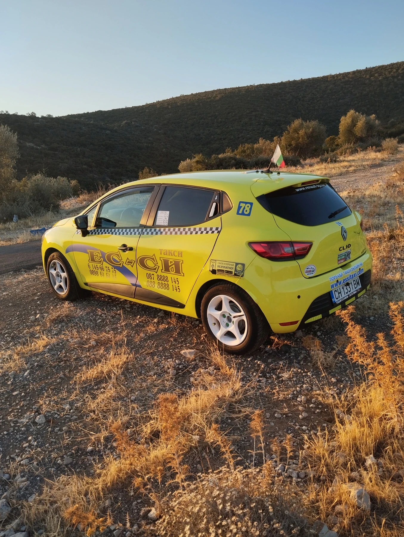 Renault Clio, снимка 17 - Автомобили и джипове - 55500685