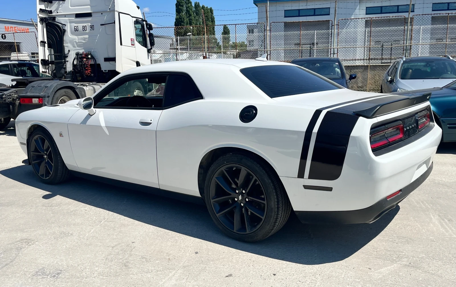 Dodge Challenger 6.4 Scat Pack, снимка 4 - Автомобили и джипове - 55646764