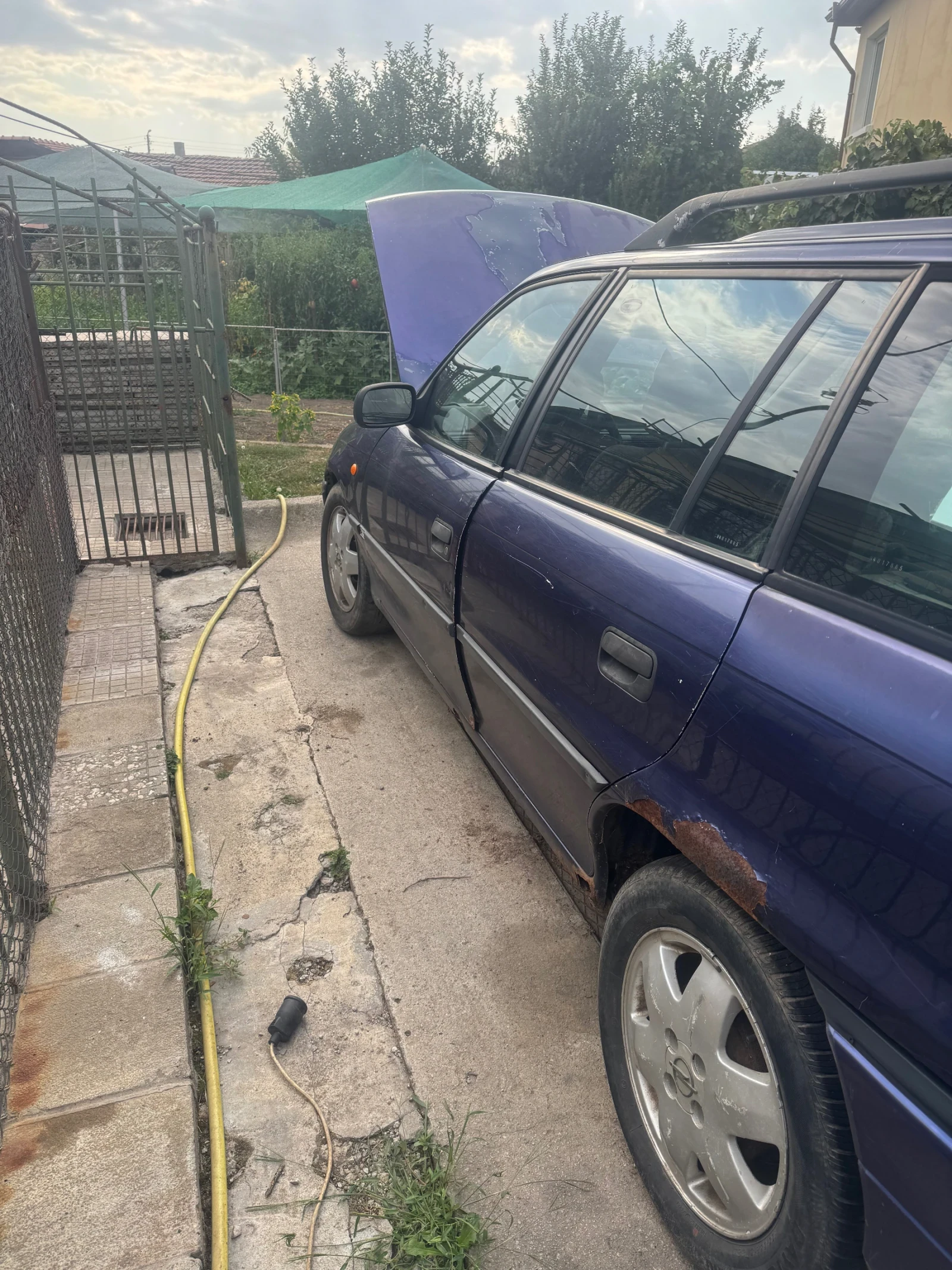 Opel Astra 1.6, снимка 5 - Автомобили и джипове - 55891543