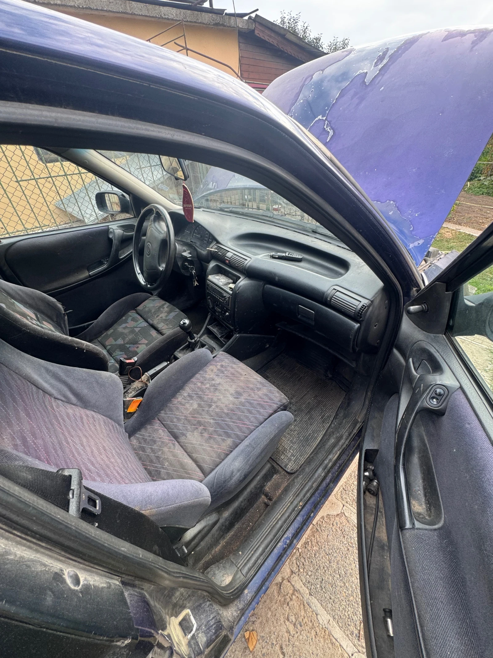Opel Astra 1.6, снимка 4 - Автомобили и джипове - 55891543