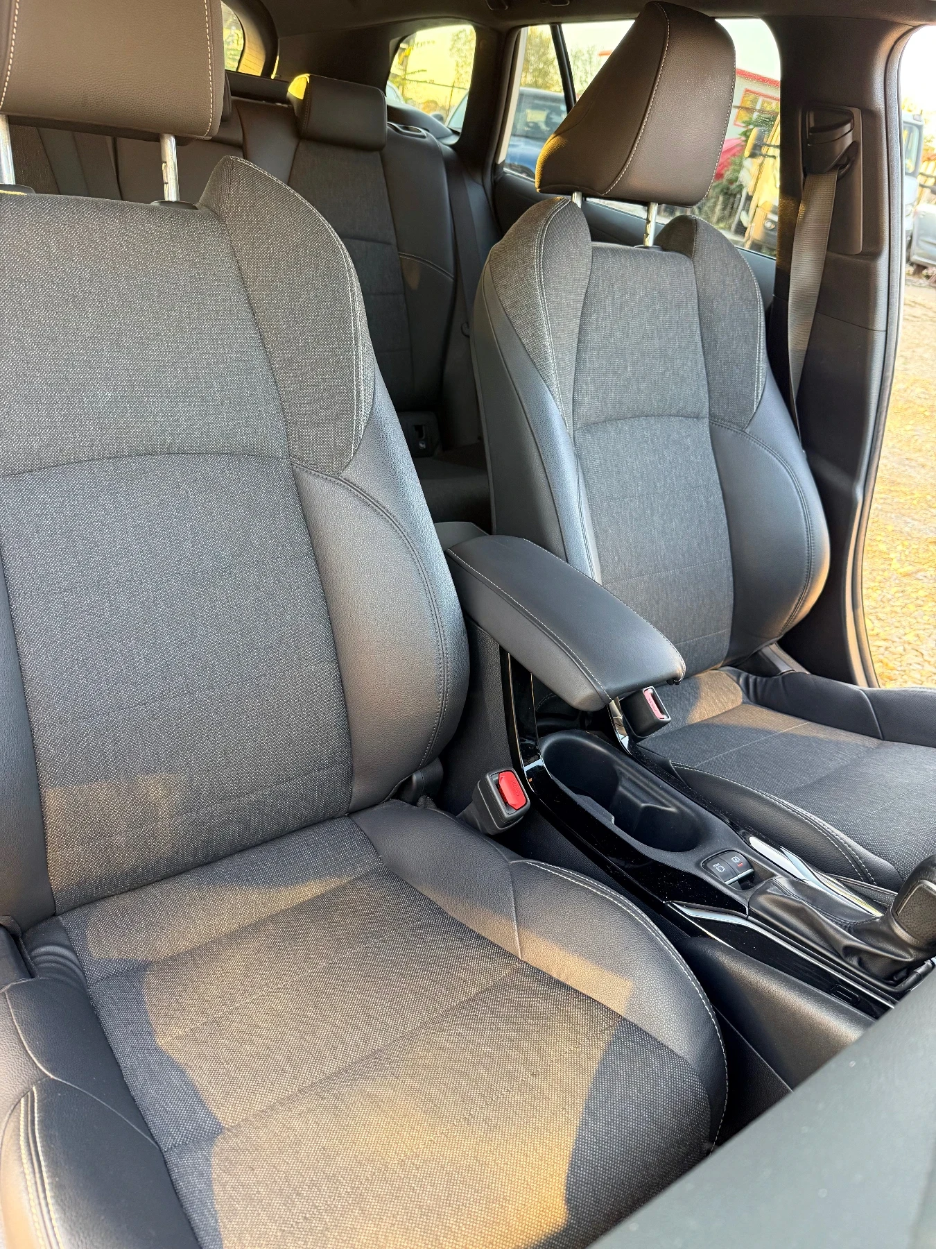 Toyota Corolla 1.8 Hybrid TS , � �������� ! | Mobile.bg � ����������� 13