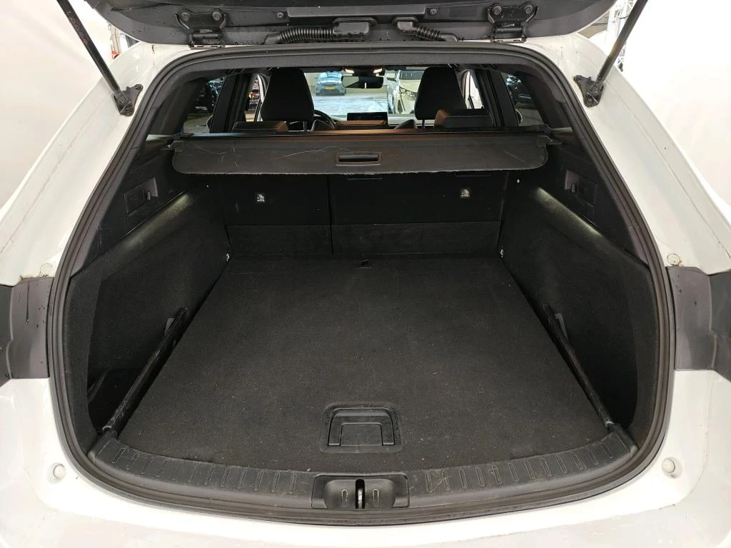 Toyota Corolla 1.8 Hybrid TS , Toyota relax, снимка 13 - Автомобили и джипове - 56163872