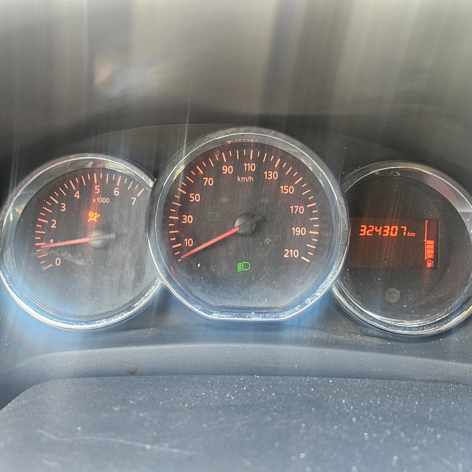 Dacia Sandero Stepway, снимка 16 - Автомобили и джипове - 56210513
