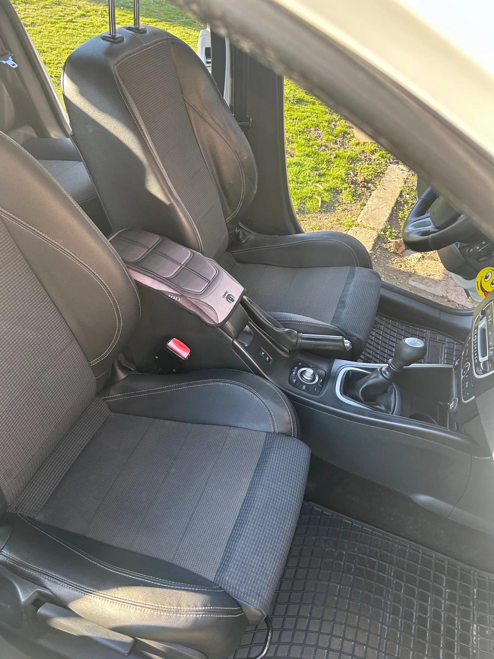 Renault Megane 1500, снимка 7 - Автомобили и джипове - 56227418
