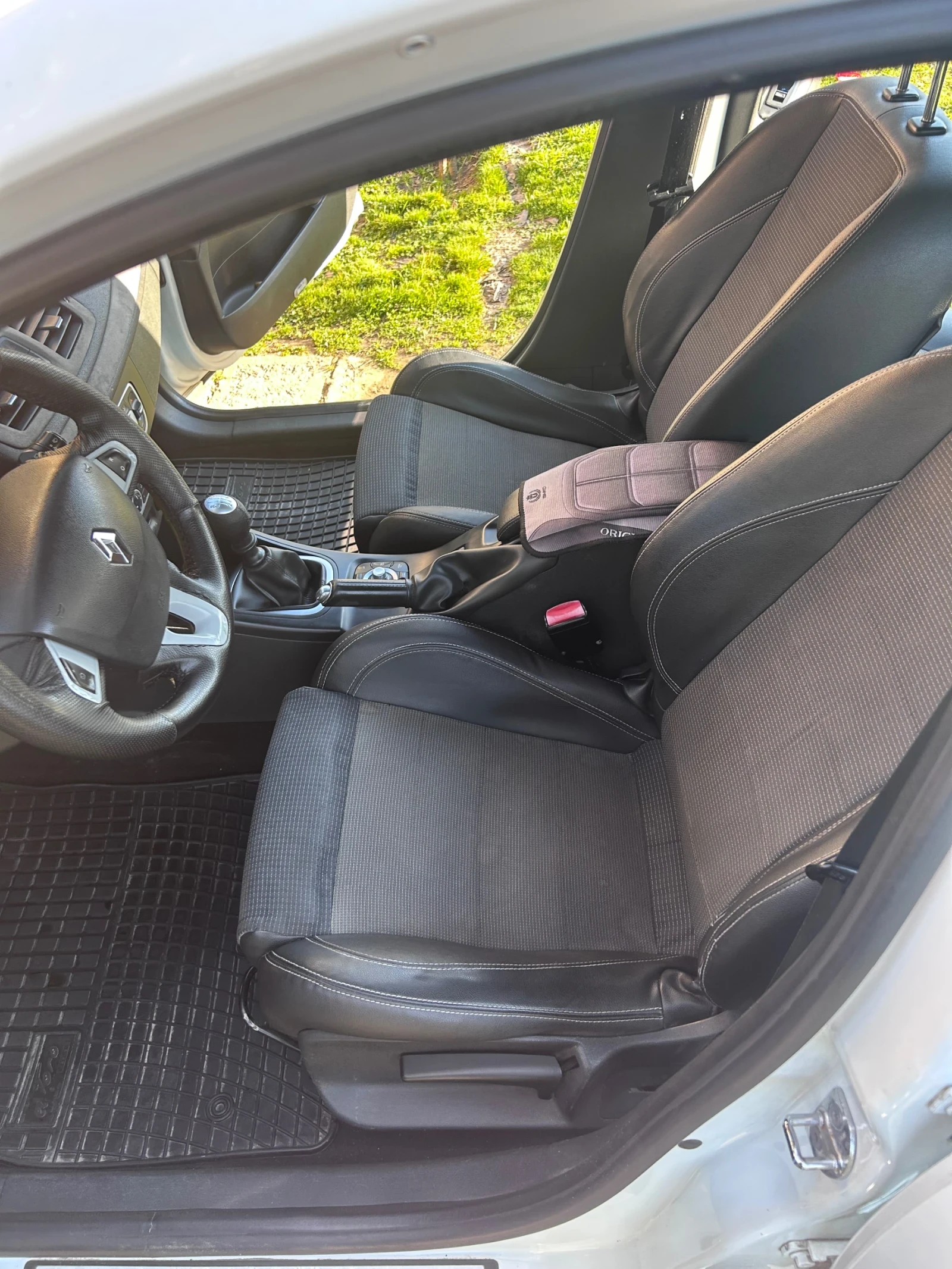 Renault Megane 1500, снимка 8 - Автомобили и джипове - 56227418