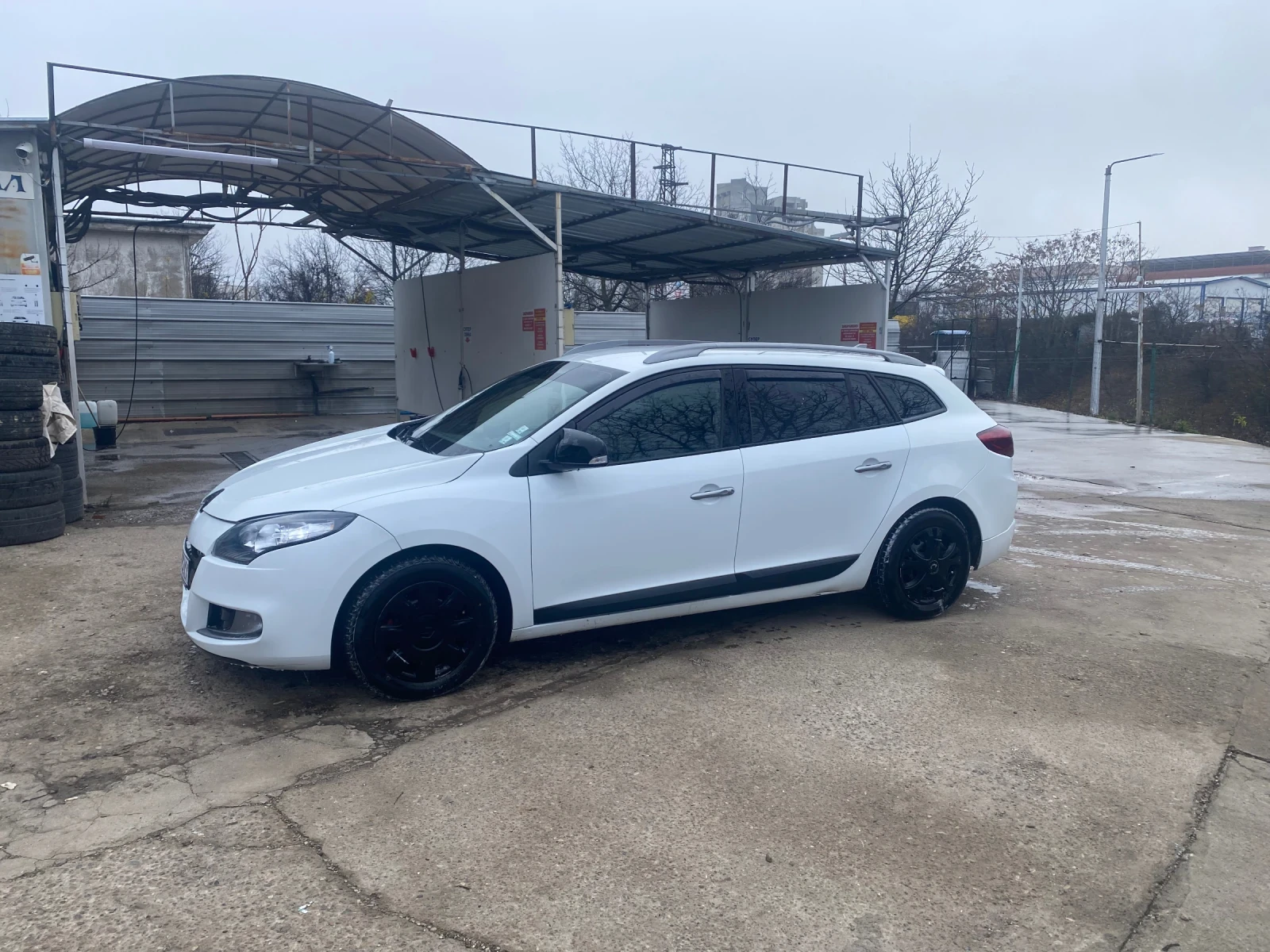 Renault Megane 1500, снимка 2 - Автомобили и джипове - 56227418