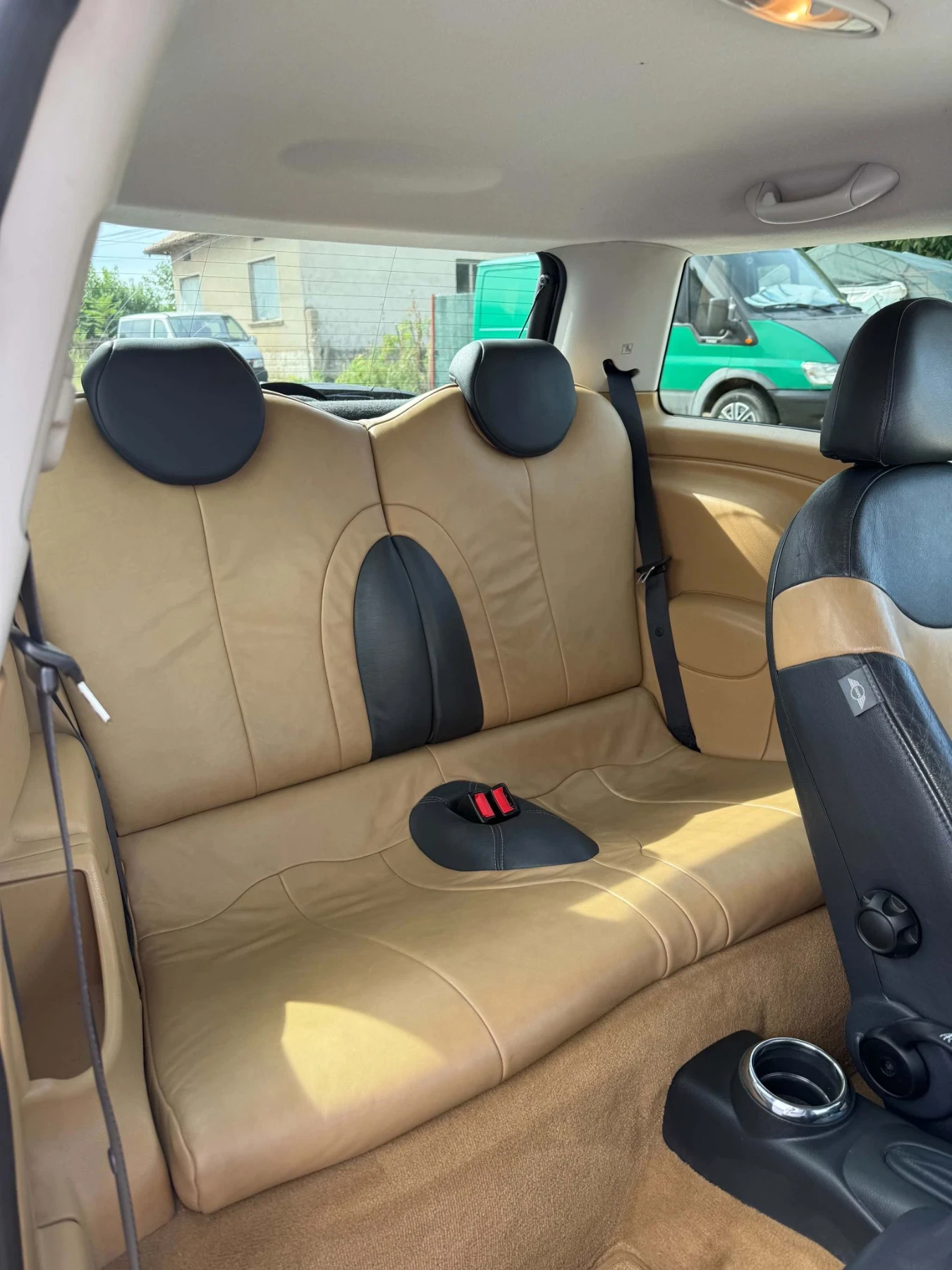 Mini D one, снимка 9 - Автомобили и джипове - 56239516