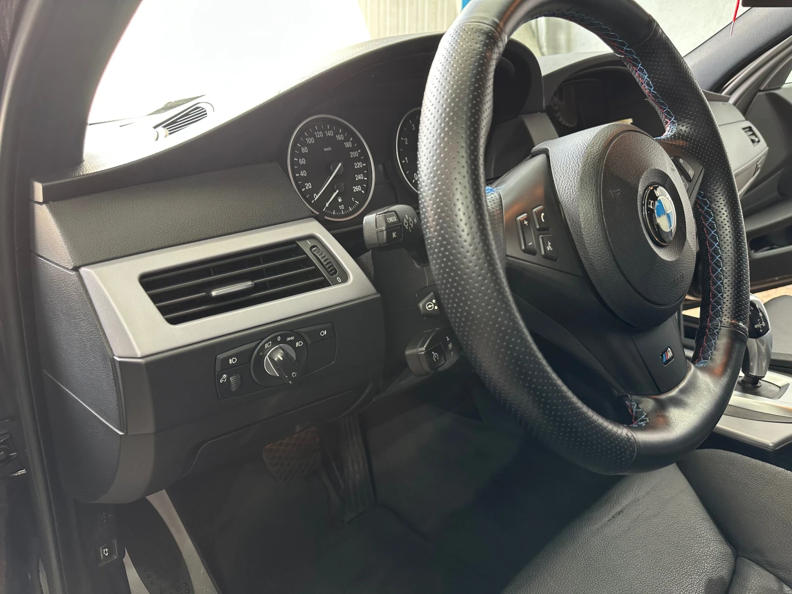 BMW 530, снимка 7 - Автомобили и джипове - 56415697