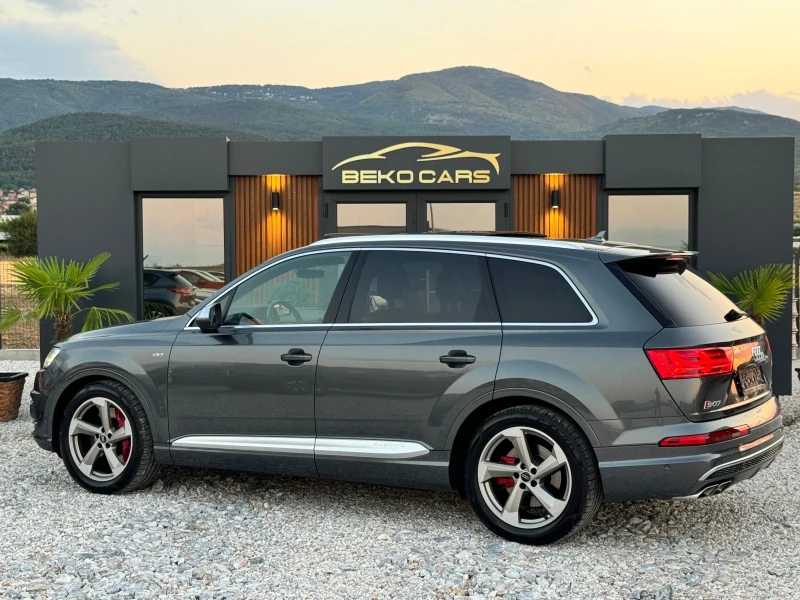 Audi SQ7 4.0TDI V8/EXCLUSIVE/PANO/DISTR/3XTV/MATRIX/FULLMAX, снимка 7 - Автомобили и джипове - 47455592