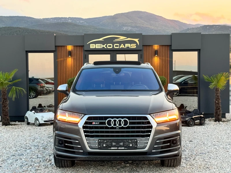 Audi SQ7 4.0TDI V8/EXCLUSIVE/PANO/DISTR/3XTV/MATRIX/FULLMAX, снимка 1 - Автомобили и джипове - 47455592