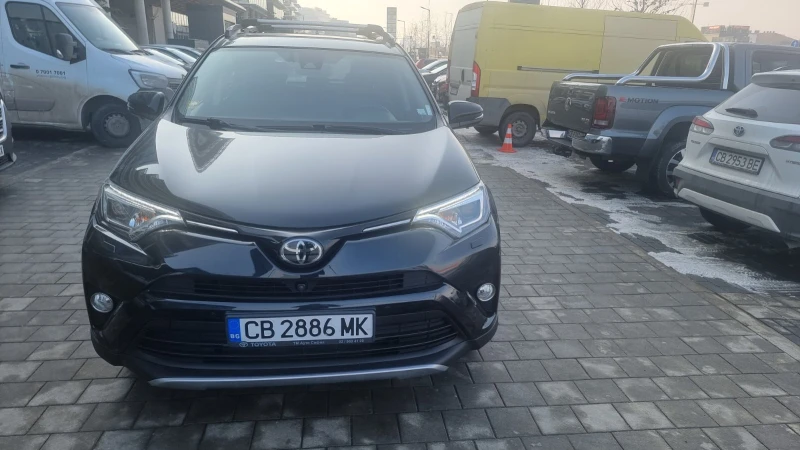 Toyota Rav4 2.0, снимка 10 - Автомобили и джипове - 49290626