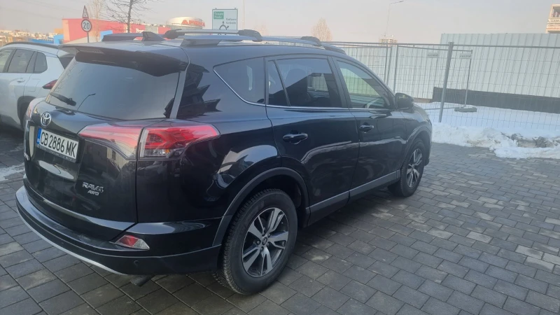 Toyota Rav4 2.0, снимка 2 - Автомобили и джипове - 49290626