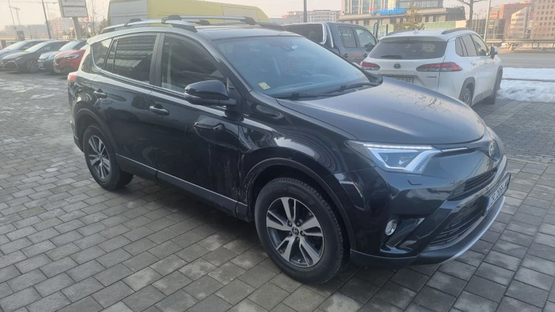 Toyota Rav4 2.0, снимка 12 - Автомобили и джипове - 49290626