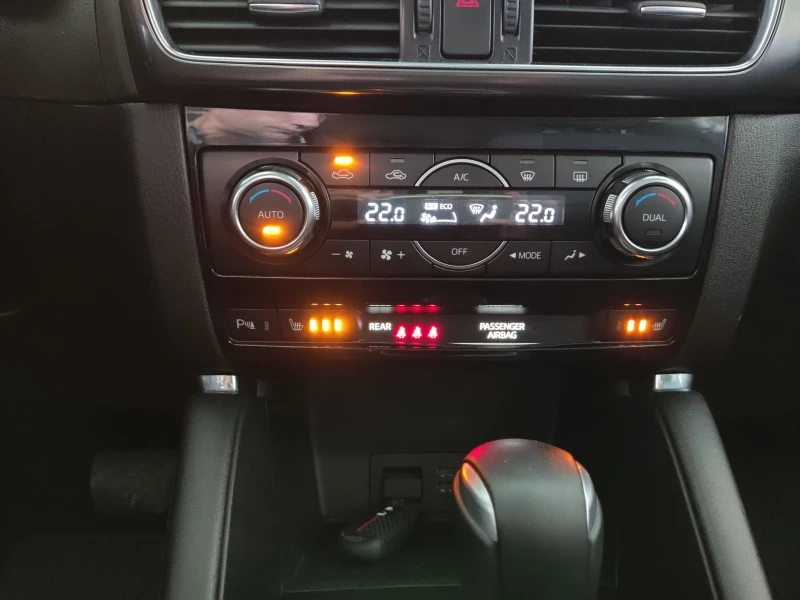 Mazda CX-5 2.2 Skyactiv-D 4X4, снимка 12 - Автомобили и джипове - 52572765