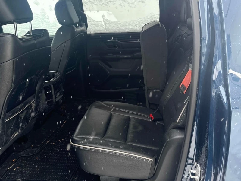 Dodge RAM 1500 * Limited * CARFAX * БЕЗ ПЪРВОНАЧАЛНА ВНОСКА, снимка 10 - Автомобили и джипове - 53245248