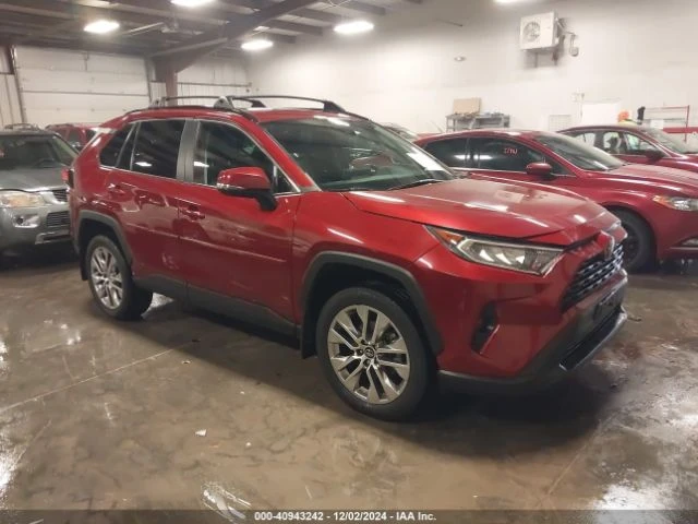 Toyota Rav4 XLE PREMIUM, снимка 1 - Автомобили и джипове - 48666678