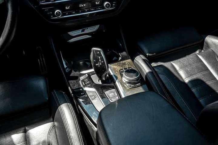 BMW X4 M40i COUPE AWD | M SPORT PKG | NAVI | HUD | CAM | , снимка 13 - Автомобили и джипове - 53523847