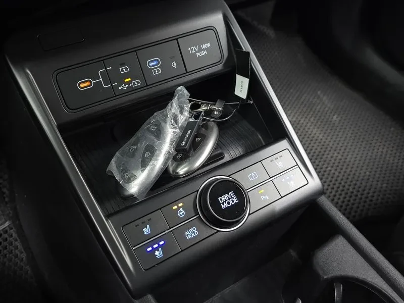 Hyundai Kona Gasoline 1.6 Turbo 2Wd Inspiration, снимка 17 - Автомобили и джипове - 55309423