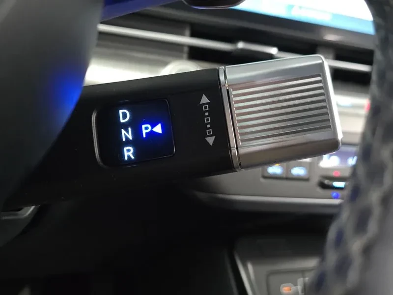 Hyundai Kona Gasoline 1.6 Turbo 2Wd Inspiration, снимка 9 - Автомобили и джипове - 55309423