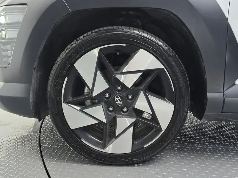 Hyundai Kona Gasoline 1.6 Turbo 2Wd Inspiration, снимка 5 - Автомобили и джипове - 55309423