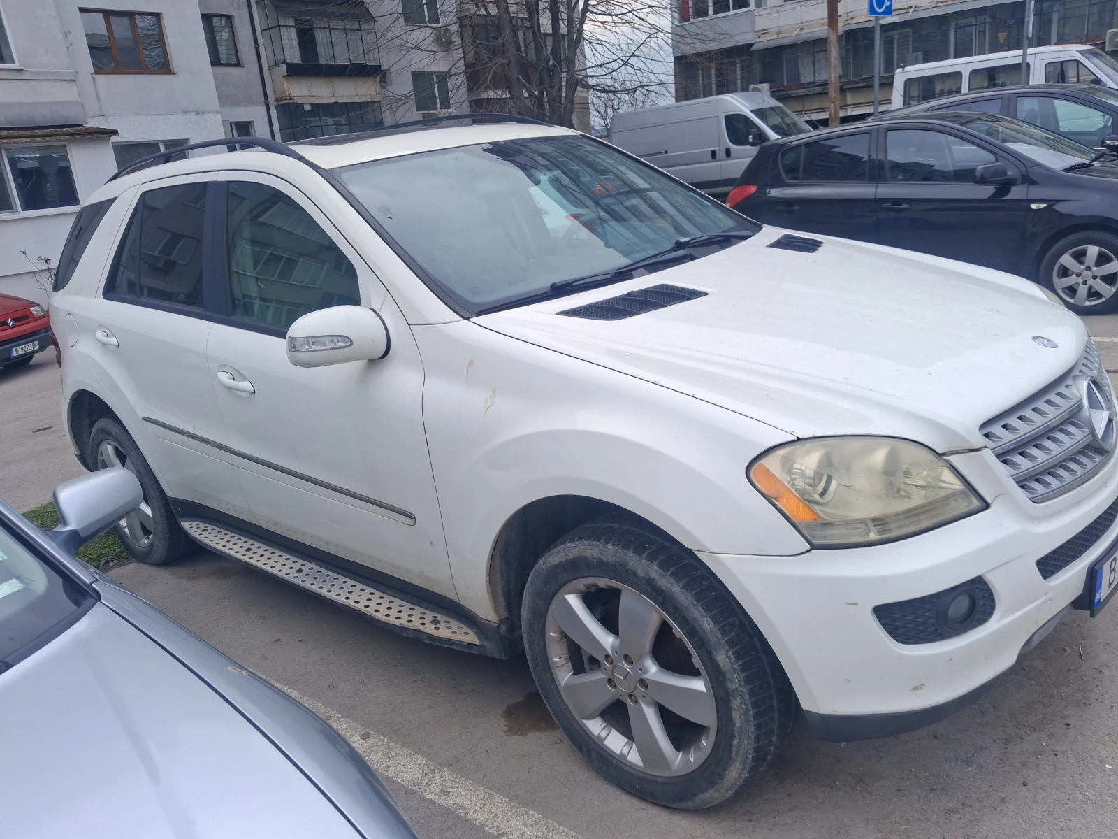 Mercedes-Benz ML 350, снимка 3 - Автомобили и джипове - 53977839