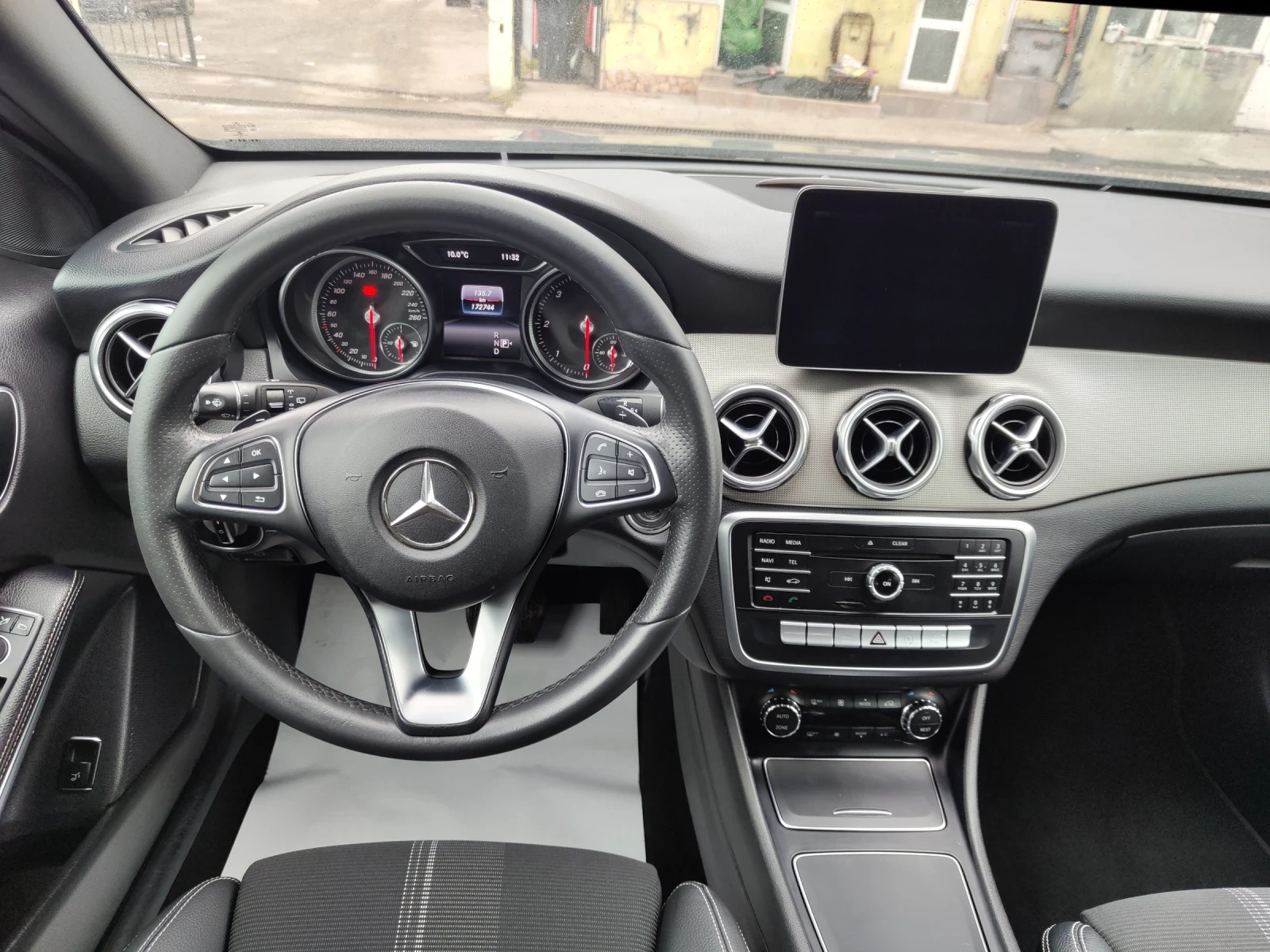 Mercedes-Benz GLA 220 | Mobile.bg   11
