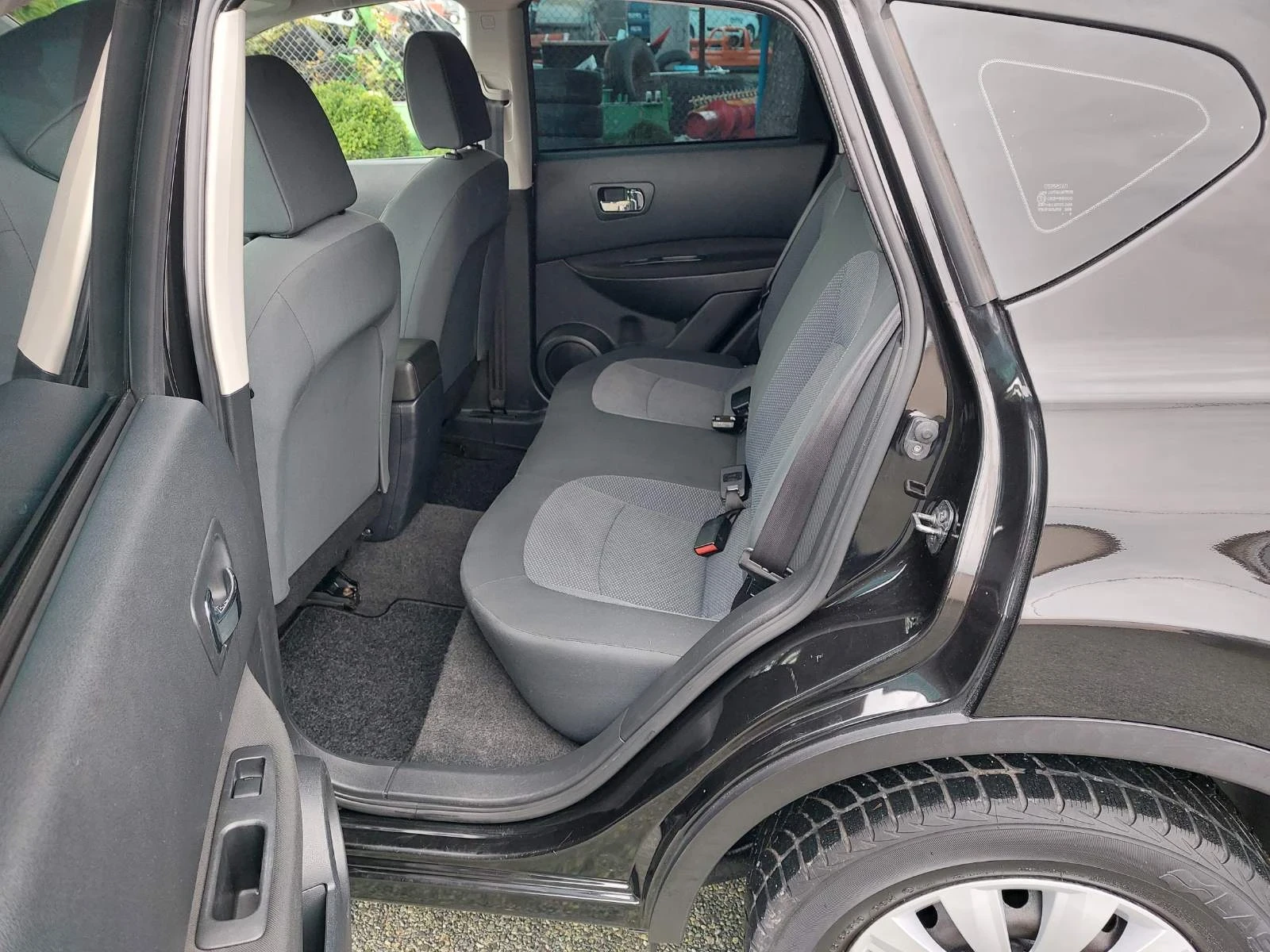 Nissan Qashqai 1.6i - изображение 6