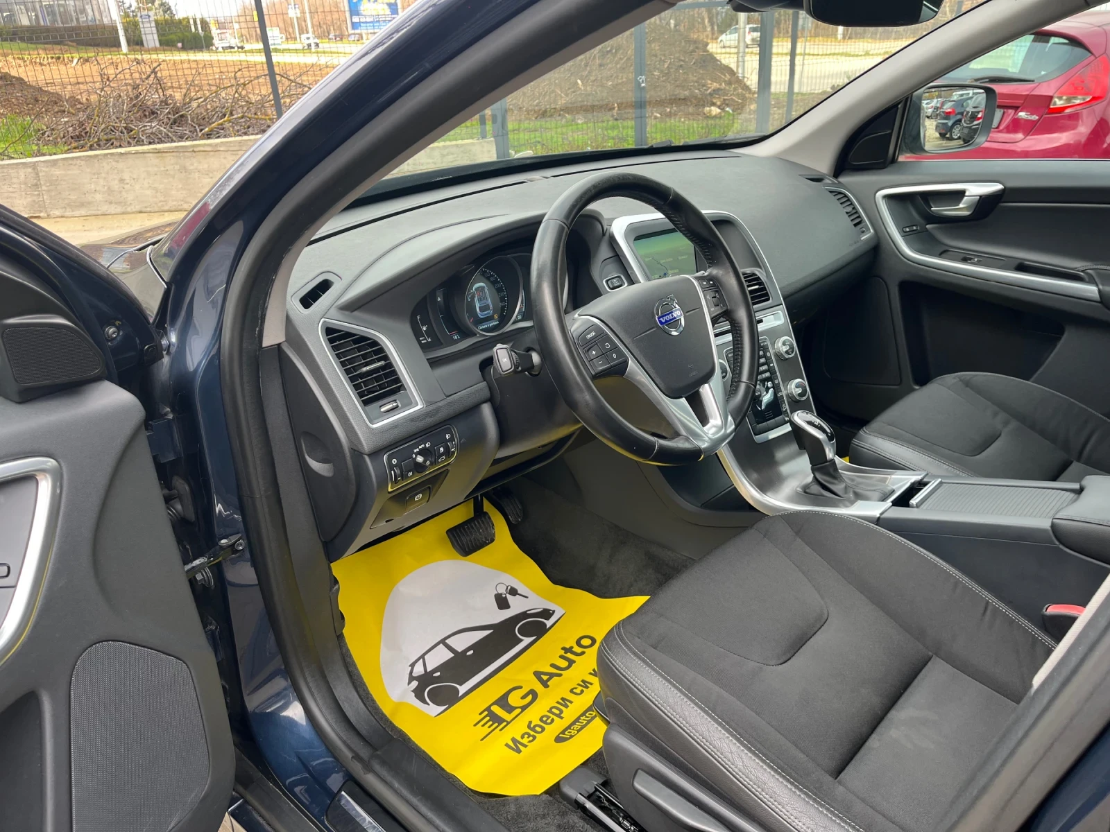 Volvo XC60 2.4 D 4x4 | Mobile.bg � ����������� 11