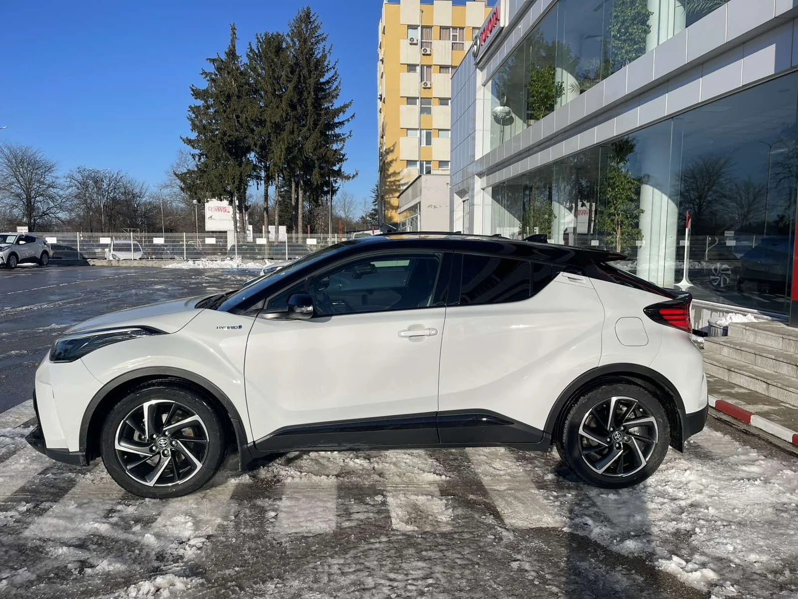 Toyota C-HR  - изображение 4